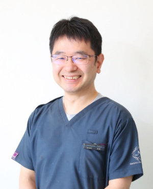 副院長、歯科医師 武居